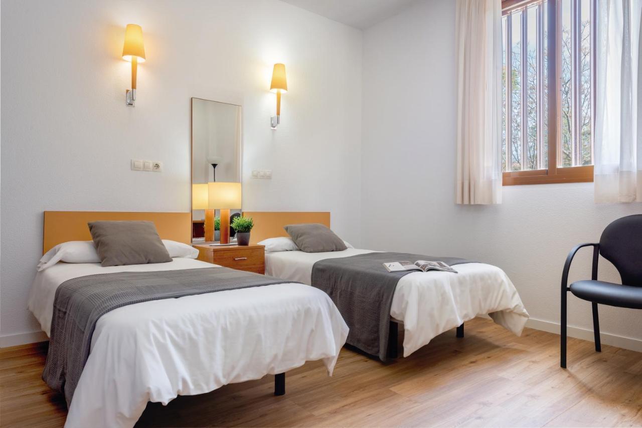 Micampus Bormujos Student Residence Bagian luar foto