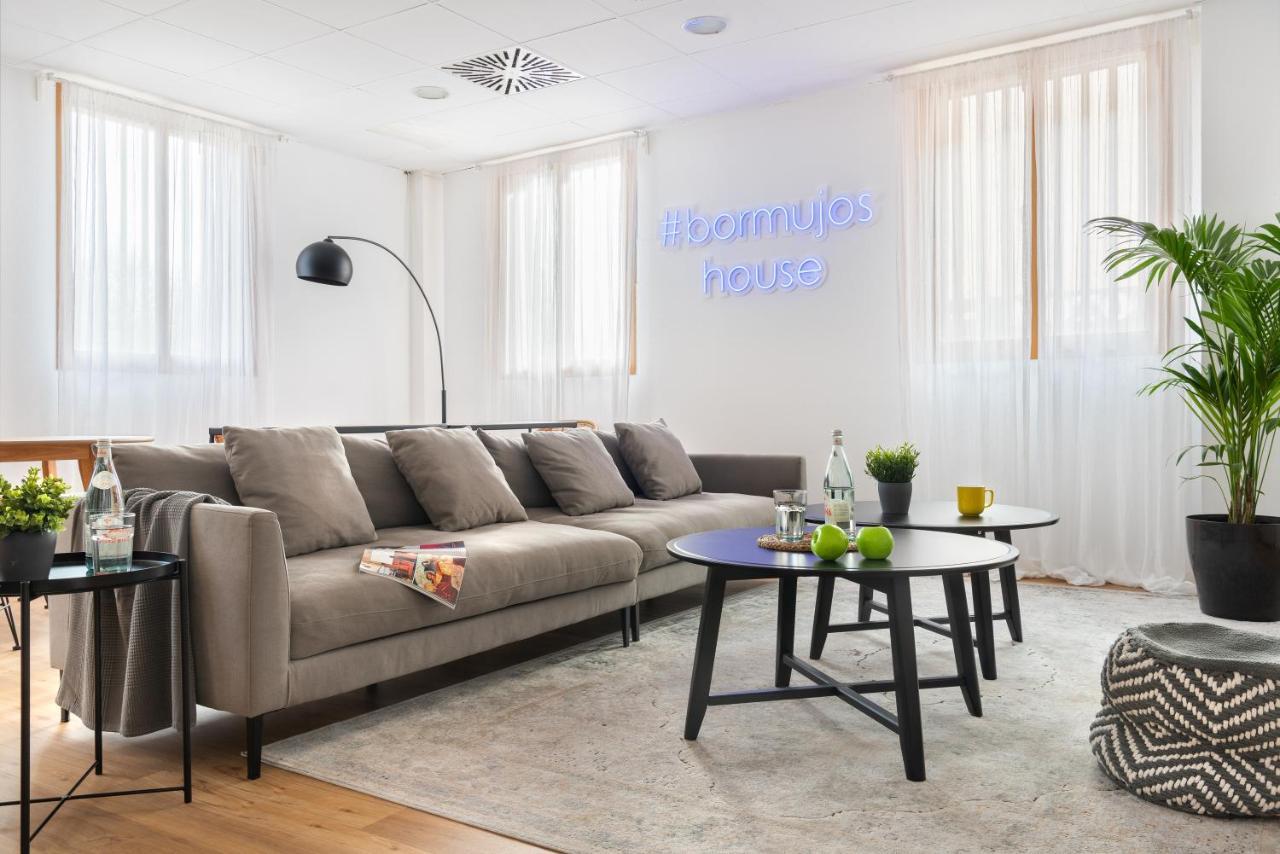 Micampus Bormujos Student Residence Bagian luar foto